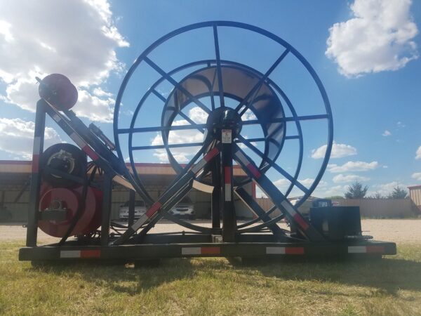 A large hose connected to a trailer.