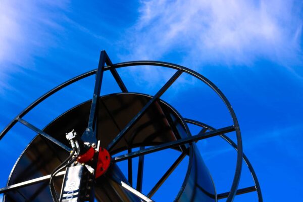 A close up of the top part of a satellite dish.